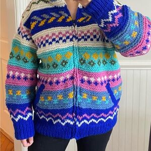 NWOT Handmade Nepal 100% Wool zip up hooded sweater– Fully Lined – Oversized M